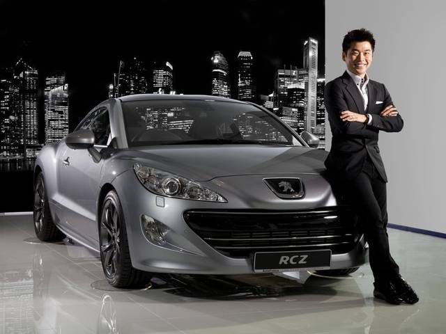 Beginning the series is Kien Lee, founder and managing director of SENATUS