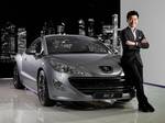 Beginning the series is Kien Lee, founder and managing director of SENATUS