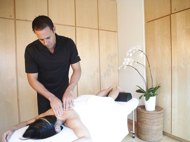 The creator of Musculoskeletal Deep Tissue Therapy joins the centre’s acclaimed team of holistic health expert in Singapore