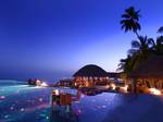 Huvafen Fushi ideally mixes Maldives style with hip and chic features with thatched rooms villas on the outside and on the inside, unique amenities, sophisticated design, contemporary furniture, high-tech equipment