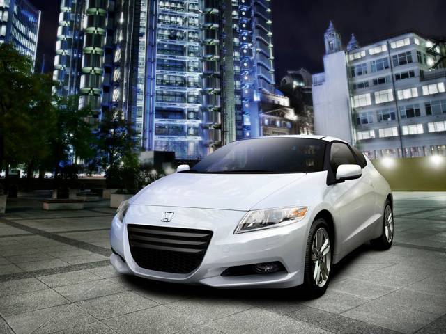 The first hybrid designed to maximize style and fun, in addition to efficiency and economy The first hybrid designed to maximize style and fun, in addition to efficiency and economy