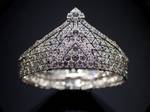 The very first showing in Spain of a selection of jewellery, timepieces and precious objects from the Cartier Collection