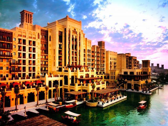 At Mina A’ Salam, the Jumeirah Group invites you to experience a true expression of ‘old Arabia’