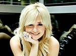 One of Britain’s hottest female singers, Pixie Lott is set to perform in Singapore at a private showcase at Zirca on 18 May