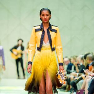 The British Glamour Girls of Burberry Prorsum Spring/Summer 2015 | SENATUS