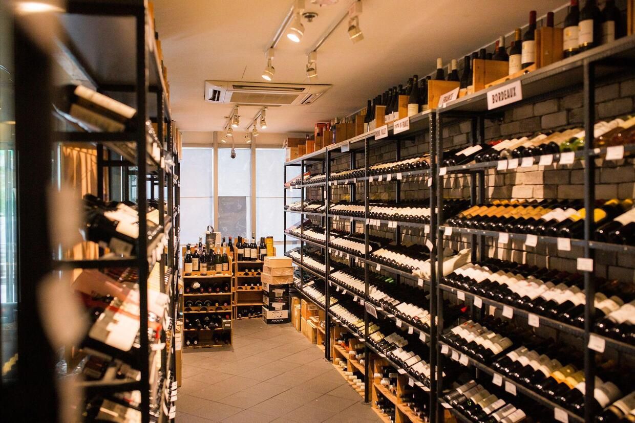 The Straits Wine Company in Singapore SENATUS