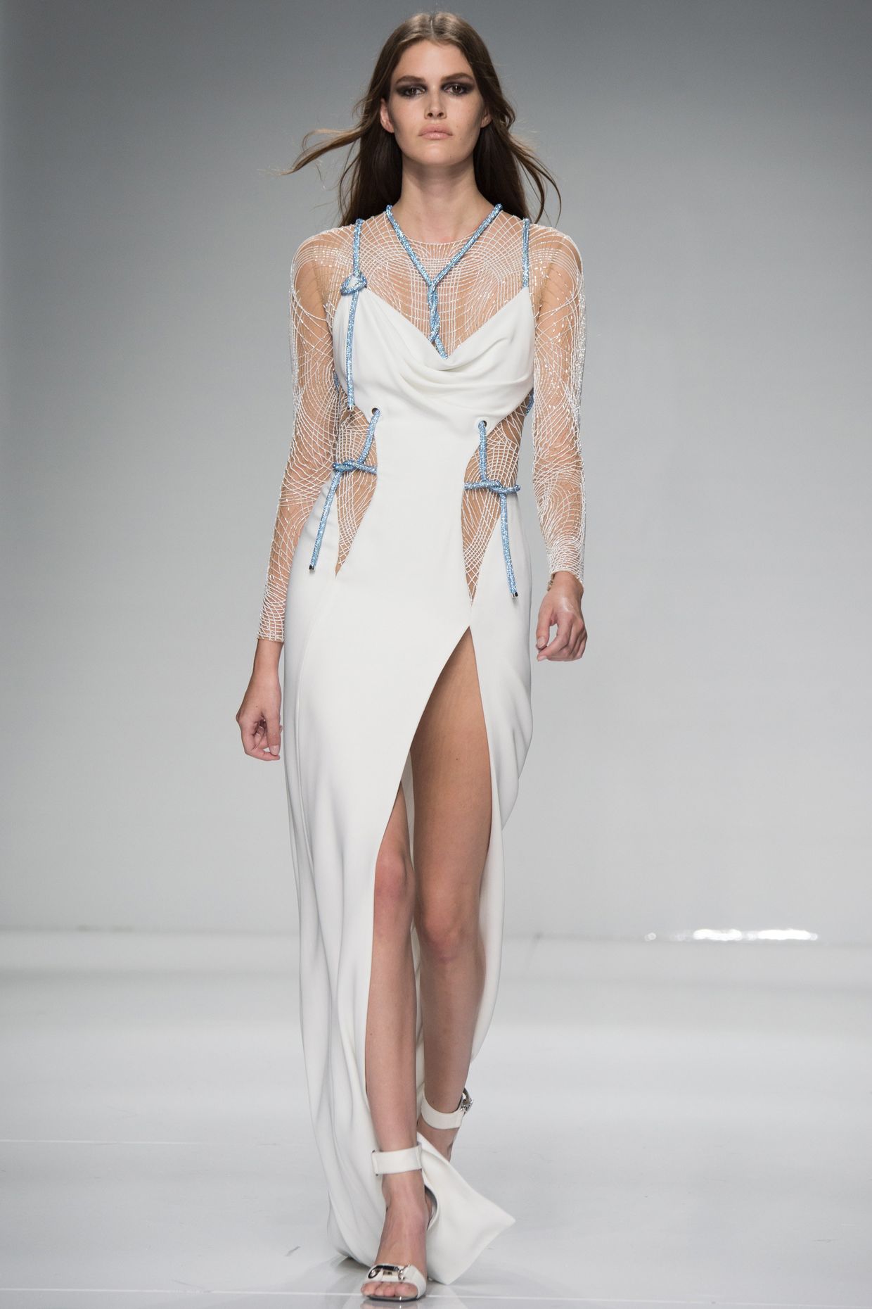 Atelier Versace Spring 2016 at Haute 