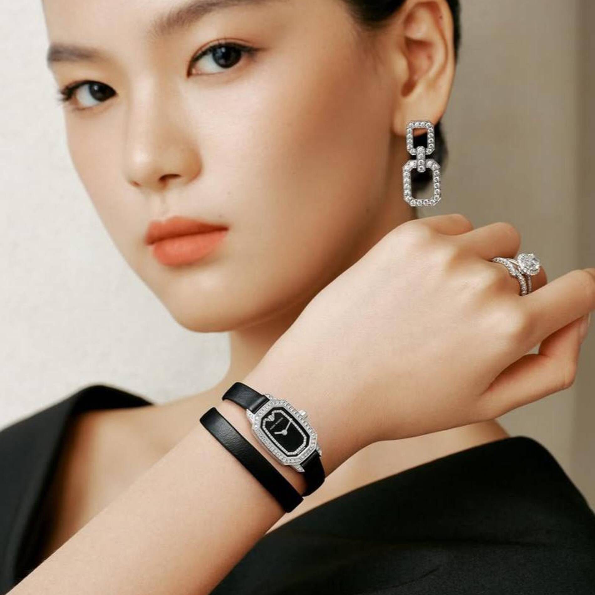 Harry Winston's Twilight Transformation: The Art of Celestial Glamour