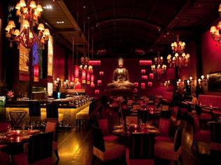 Restaurant on the 2nd Floor | Credit: <a href="http://www.flickr.com/photos/khunhans/4186041031/">flickr/khunhans</a>