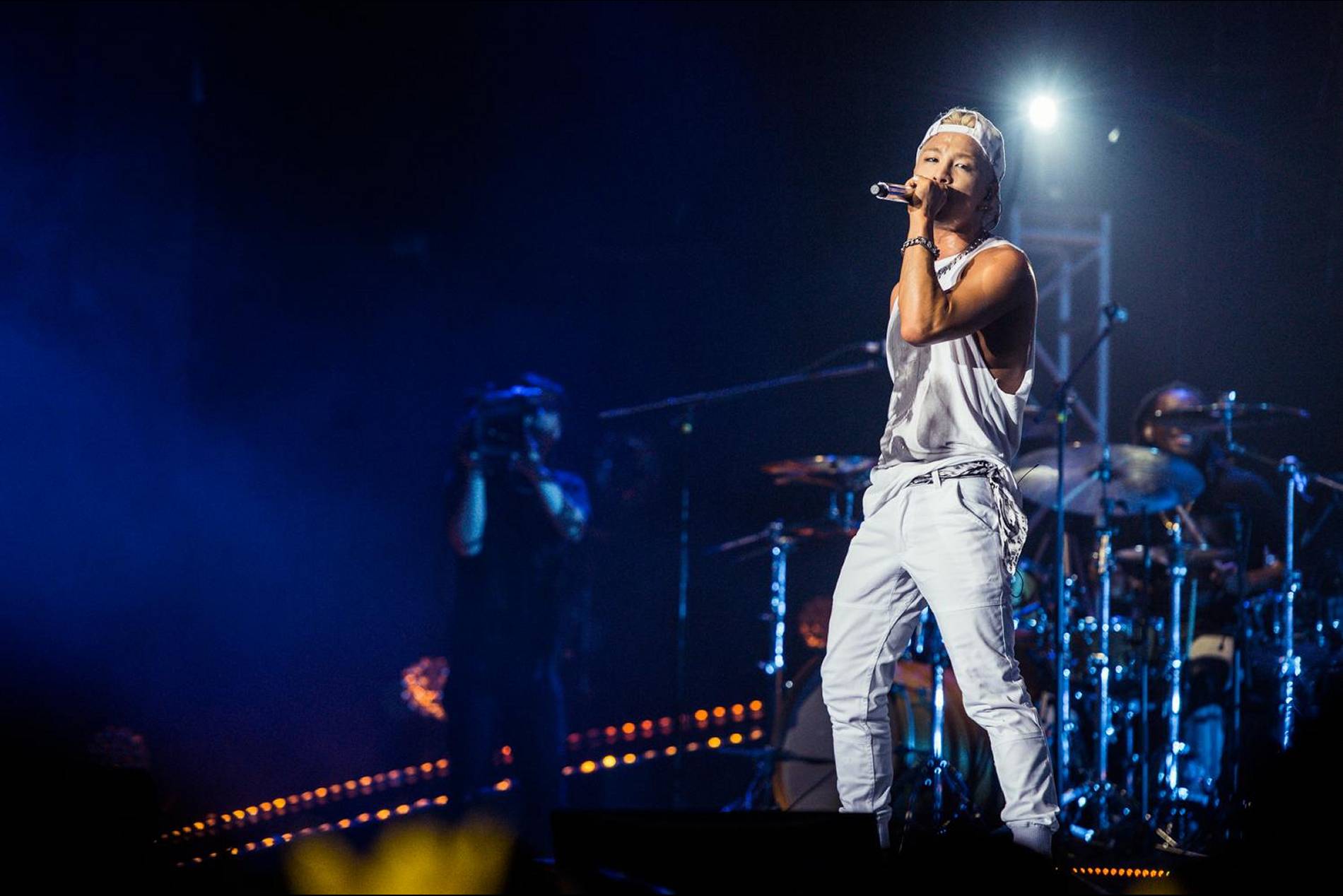 the big winner from the recent mnet asian music awards holds his