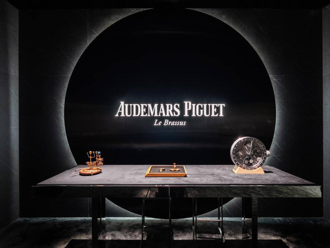 Audemars Piguet brings museum treasures and astronomical wonders to Singapore in Perspectives on Time exhibition | SENATUS Magazine