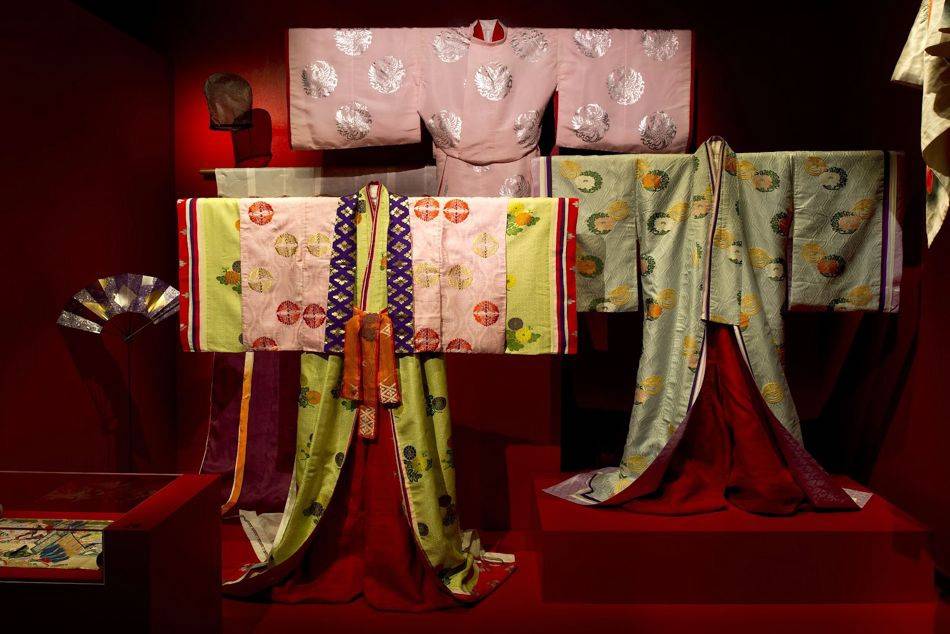 The Fondation Pierre Bergé – Yves Saint Laurent has devoted its 17th exhibition to Japanese theatre costumes, known as the Kabuki