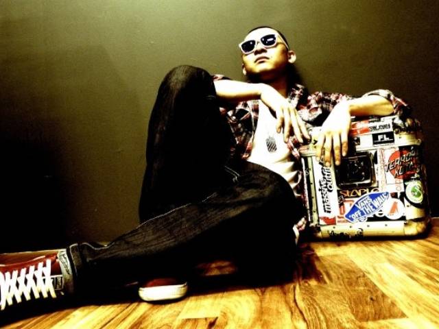 Holding fort behind the DJ console are Singapore’s very own DJ KoFlow