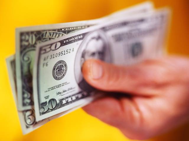 How much should I tip?