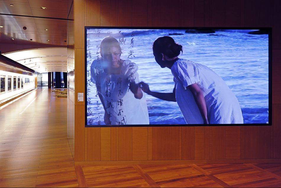 Set against the backdrop of the nautical-inspired Island Maison on the Marina Bay waterfront, the new exhibition highlights the sea’s mystical and compelling beauty