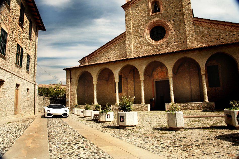 A convoy of 350 Lamborginis embarked on a Grand Tour from Milan to Bologna, as part of the carmaker's 50th Anniversary celebrations