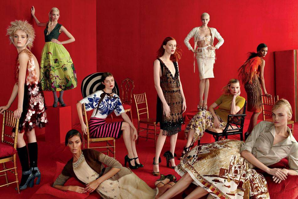 Exploring the striking affinities between Schiaparelli and Prada; 2 Italian designers from different eras | Photo: Steven Meisel