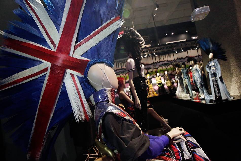 The international exhibition devoted to the celebrated couturier who launched his first prêt‐à‐porter collection in 1976 and founded his own couture house in 1997